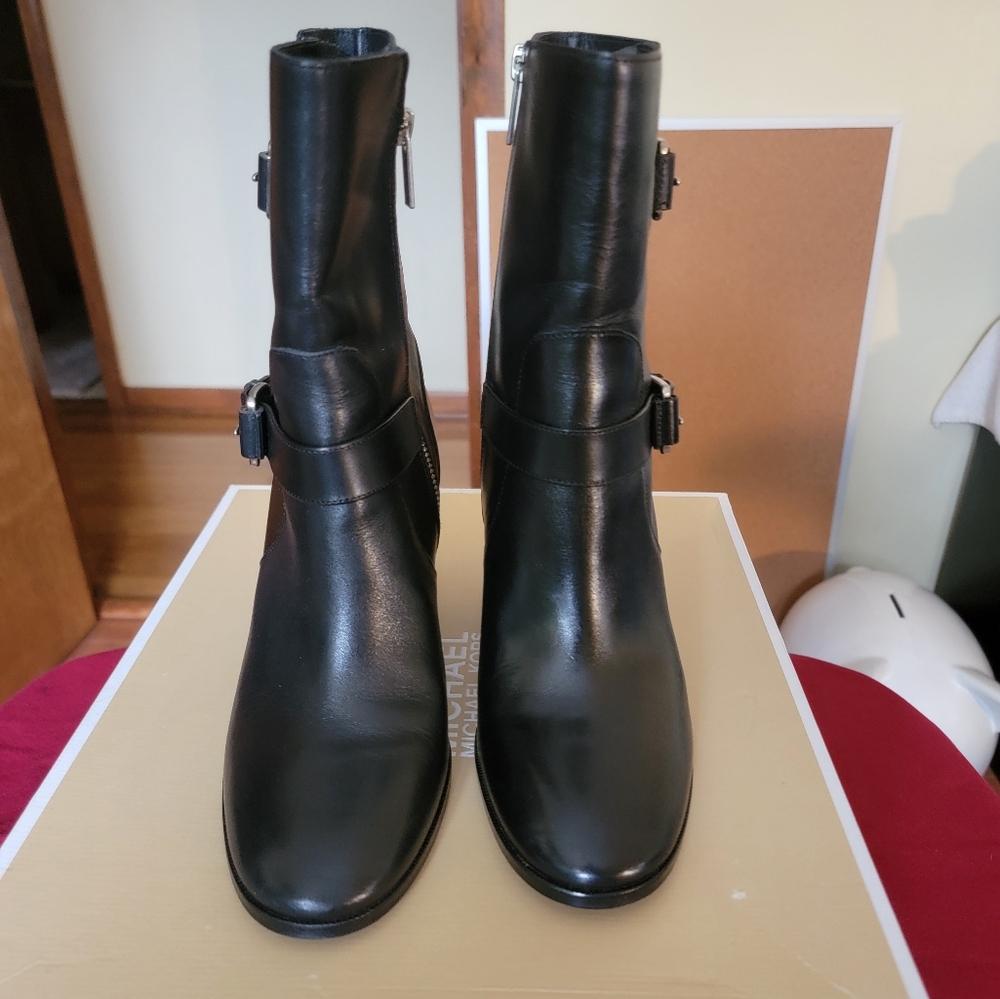Authentic black leather Michael Kors booties